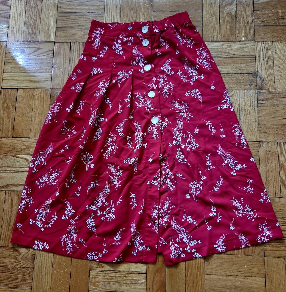 Zara red floral print maxi skirt women's size small elastic waist buttons